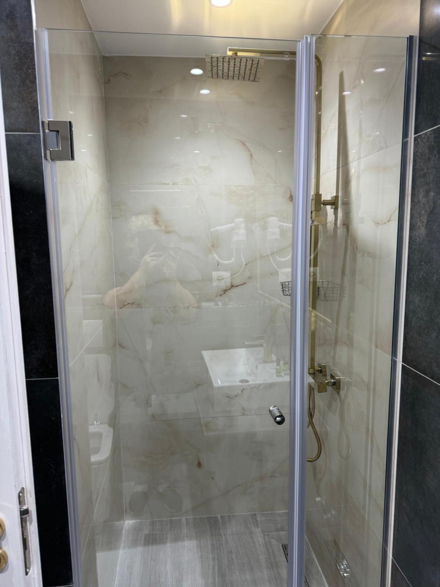 Hotel Royal Saranda Zewnętrze zdjęcie