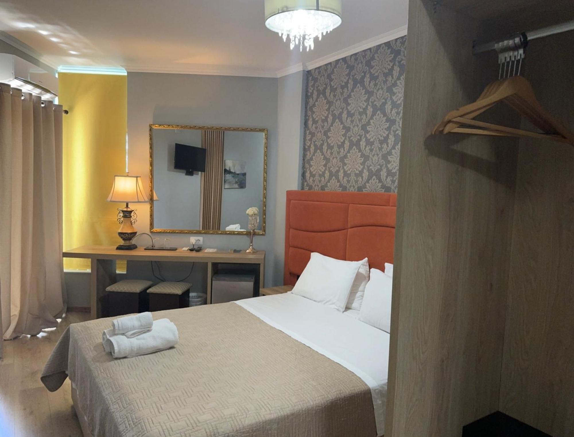 Hotel Royal Saranda Zewnętrze zdjęcie